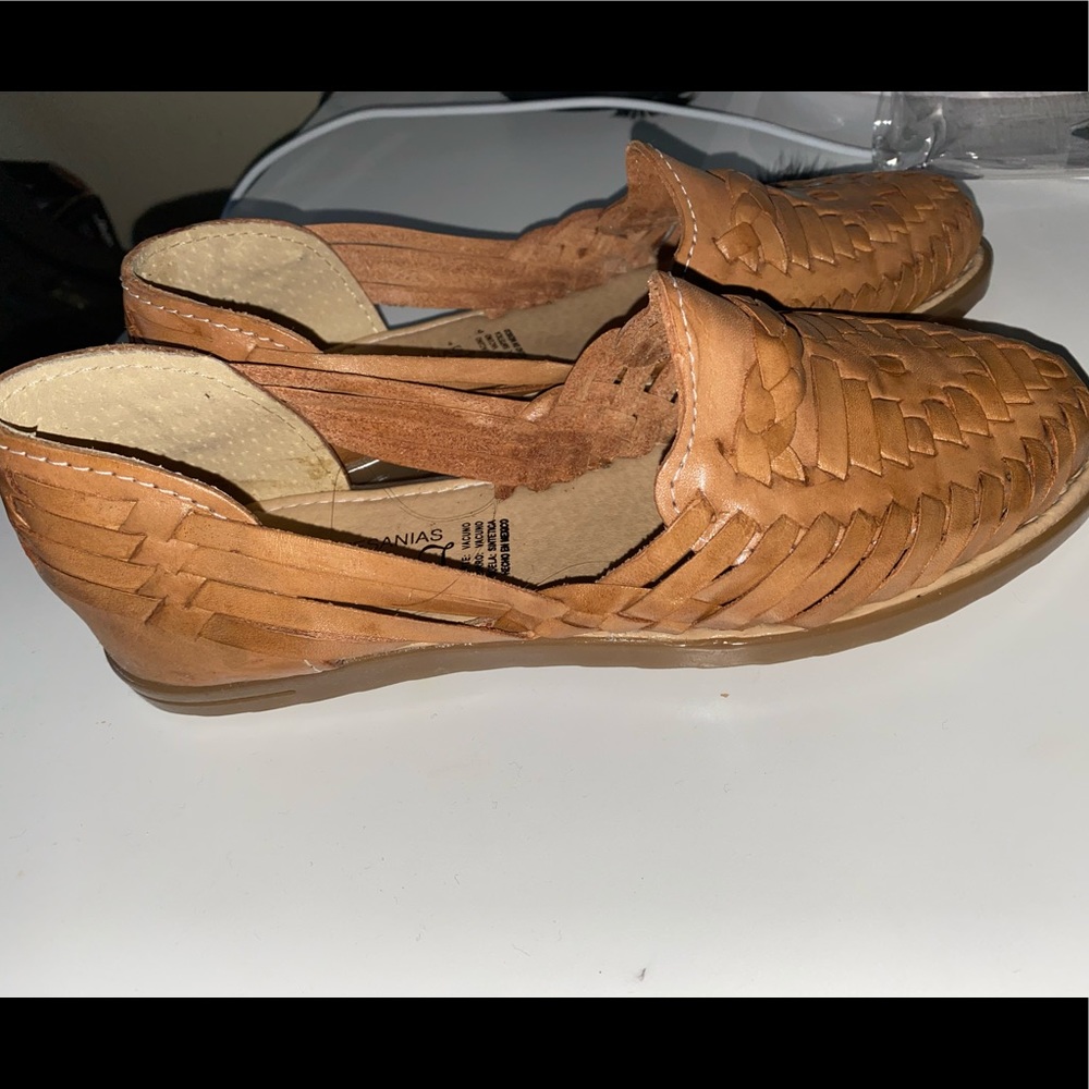 Tan Huaraches